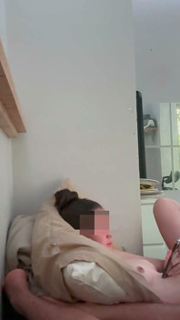 Cam pegou estudante se masturbando depois da aula