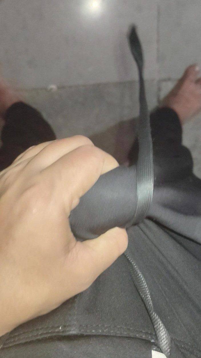 Deshihoney: Mia Khalifa telah melakukan hubungan seks dengan kawannya di sebuah...