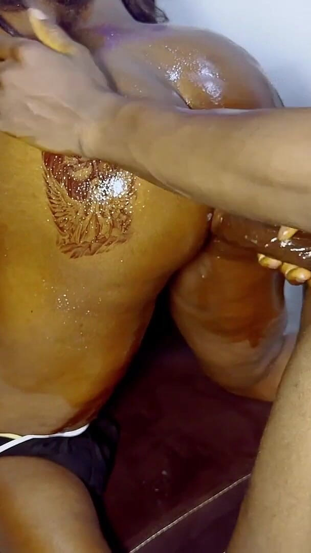 She's Twerking in My Fron, Got Turned on and Fuck Her and Cum Inside Her Pussy (Blackzone films)
