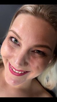 Big Kiss to Everyone Who Likes Me;)