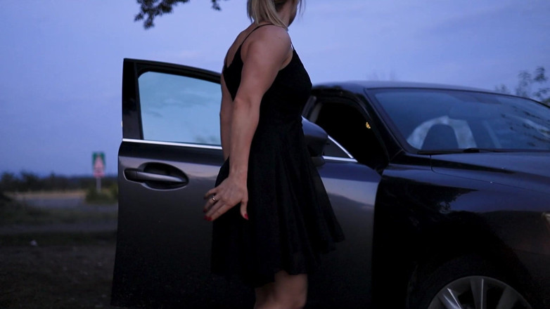 Mrs Peachesxx: Stopped on the Side of the Road to Pee on...