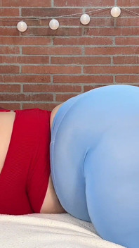 Big BBW Side Body Roll - Thick Curves Jiggling & Seductive Eyes