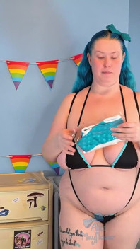 Birthday Sling Bikinis Unboxing - Solo Girl