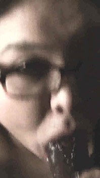 DeesDeeptHroat делает это снова