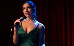 Delphine Films - (ep2) Hang in There, Abigail: Get That Laugh
