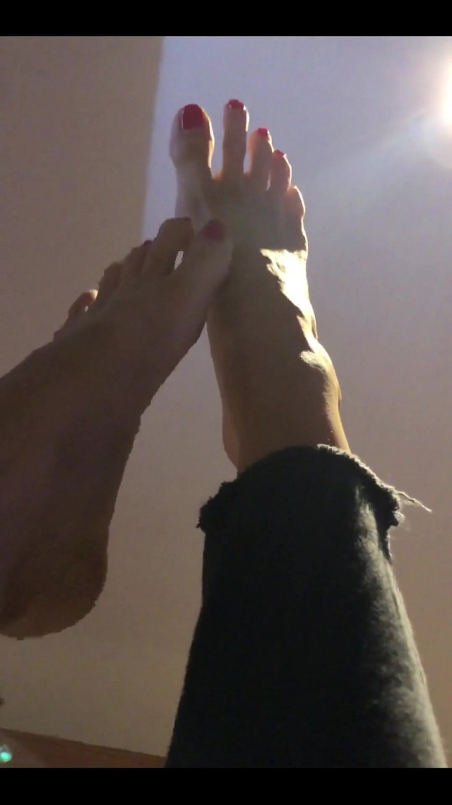 My Feet (Countess diamond) My Feet (Countess diamond)