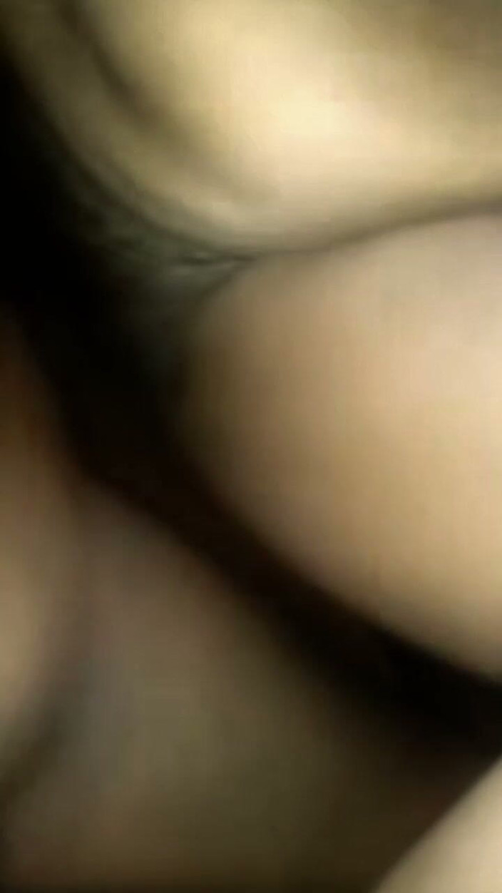 Jhon Hamster: I Fucked Someone Else's Wife Until She Peed Herself