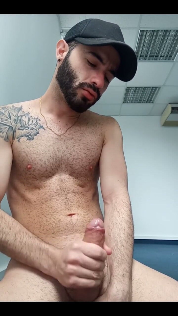 Leandr Joc: Mi sono portato via per il momento e ho finito...