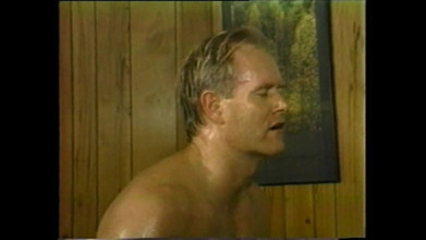 American Stallion: Dia sangat panas!