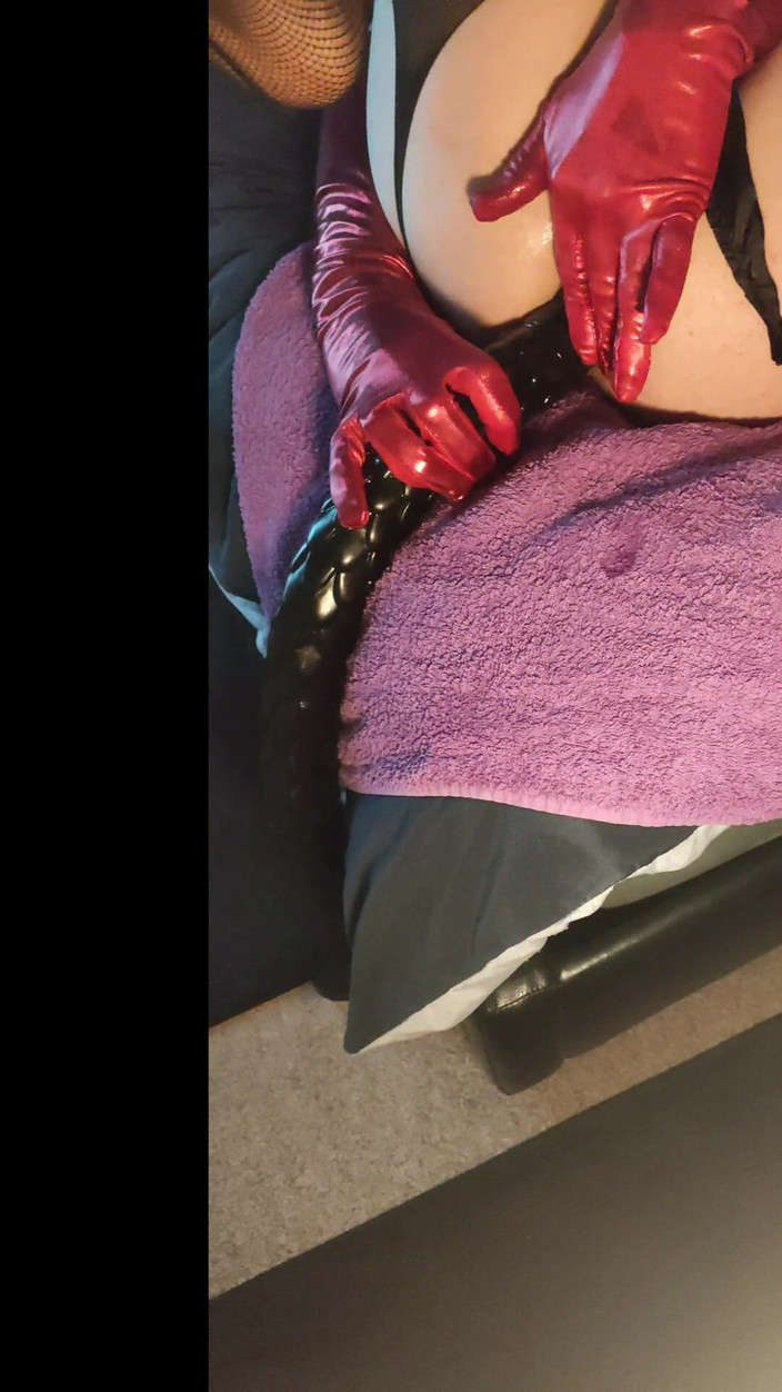 Sallyann: Monster Dildo