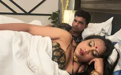 Big Boobs Indian Stepmom in Saree Rough Fucked by Stepson in Hindi Audio
