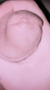 클로즈업으로 자지를 애원하는 마누라
