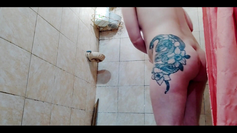 RavenHearth666VIP: Saya mandi di hadapan gim