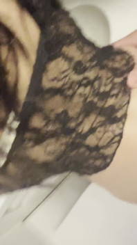I Fuck an Arebe on a Plane, She Sucks My Cock and I Destroy It in the Bathroom