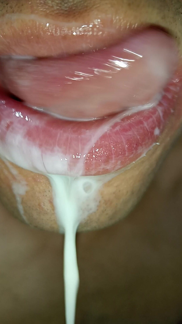 Rey rey: Я люблю сперму в рот