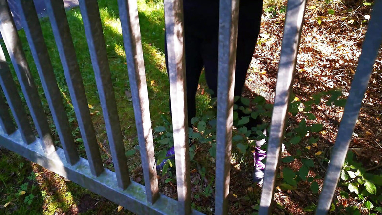 Bouncy Tits Action: Stiskněte její prsa na Mnoho abrazivních thgingů a pak fackování