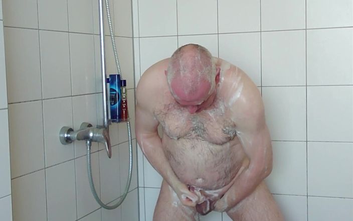 Carmen_Nylonjunge: 버켄스톡의 에로틱한 샤워