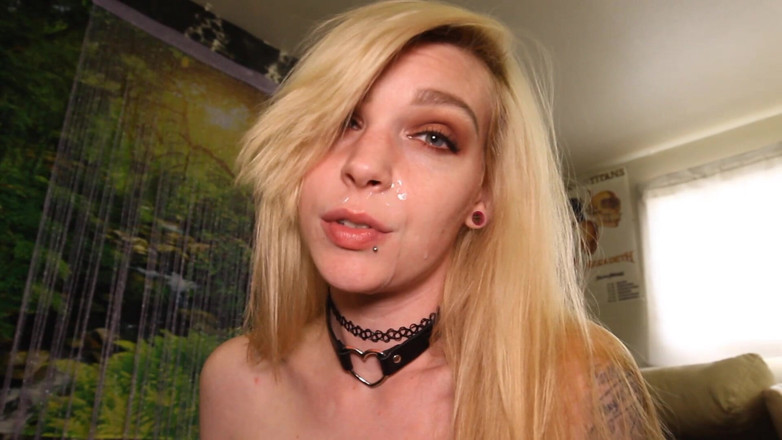 GamerGirlRoxy: Roxy spompina il capo all'ora di pranzo
