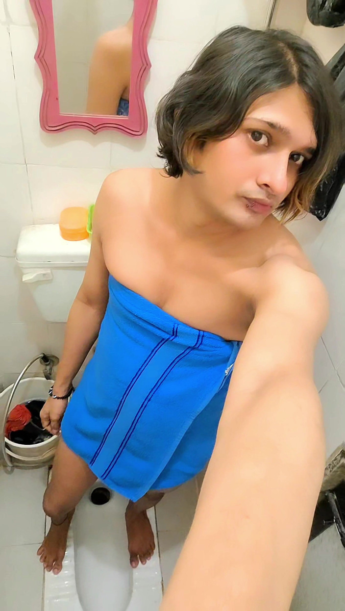 Zoyasazadai: Zoya Shezadi Indian on Holidays 