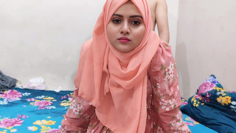 Angel Surovi Lata: 性感人妻和小鲜肉的浪漫性爱视频