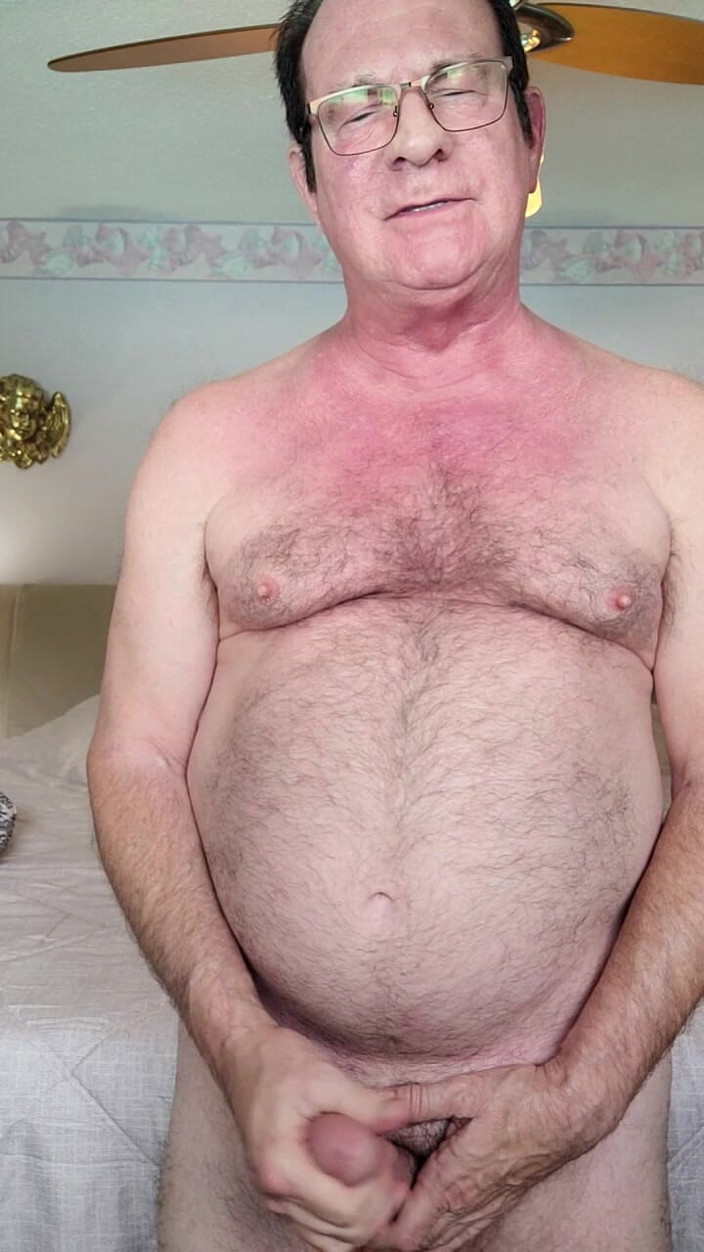 DaddyLNargo: Papi, viel sperma