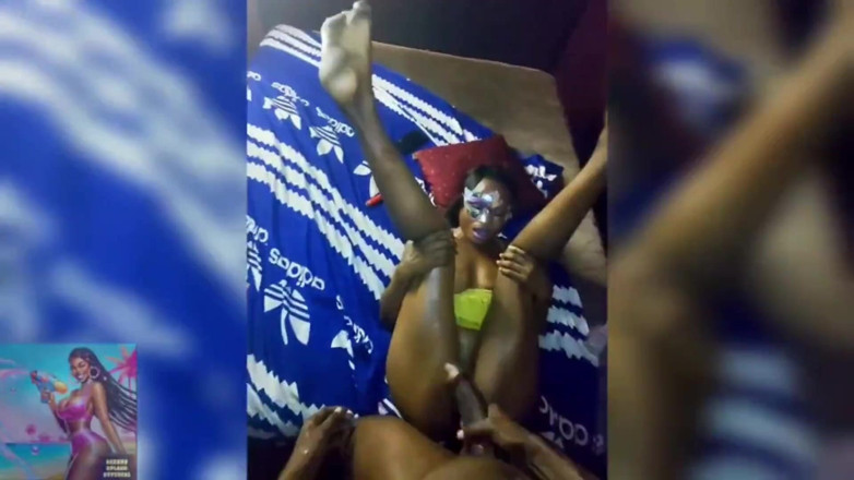 Sexxxy splash official: ghar ka bana sanvli tangen chauri phailti hain - dekhne ka...