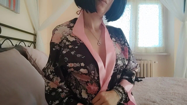 savannahamatoriale: I have a vice that I only share with my...