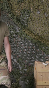 Activeduty - zrzka seržant cvičí nového rekruta Tyler Lakes