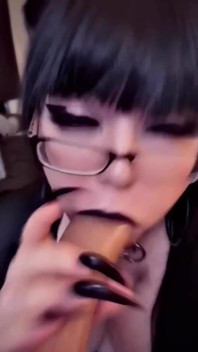 Self Degrading Goth GF Gets 4 Loads