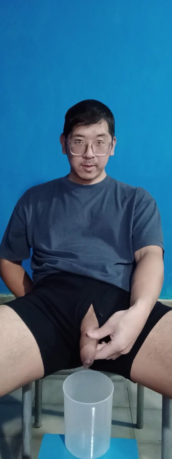 gyoenasianbigdick: 오줌을 싸는 첫 번째 시간
