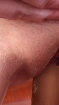 Chcaní a jízda na mém robertku. Mokrá masturbace pro orgasmus.