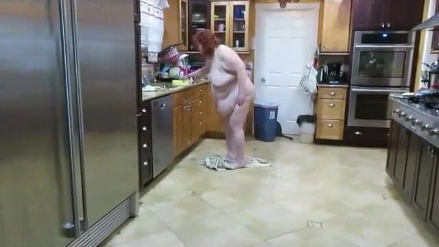 BBW nurse Vicki adventures with friends: BBW nurse vicki wiping up the wet soapy floor then...