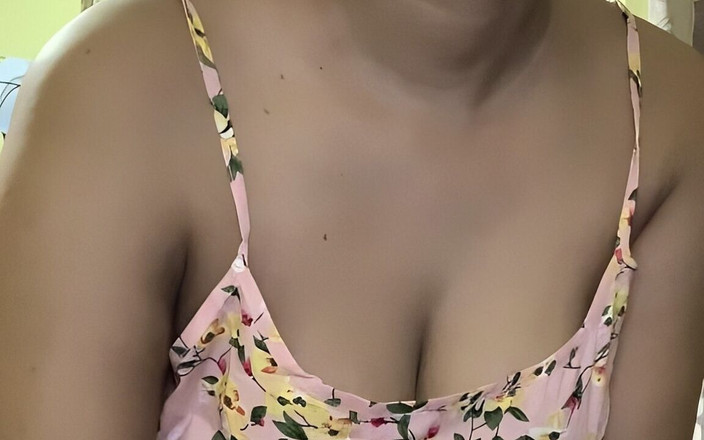 Queen4desi: Une belle-mère se fait baiser en levrette