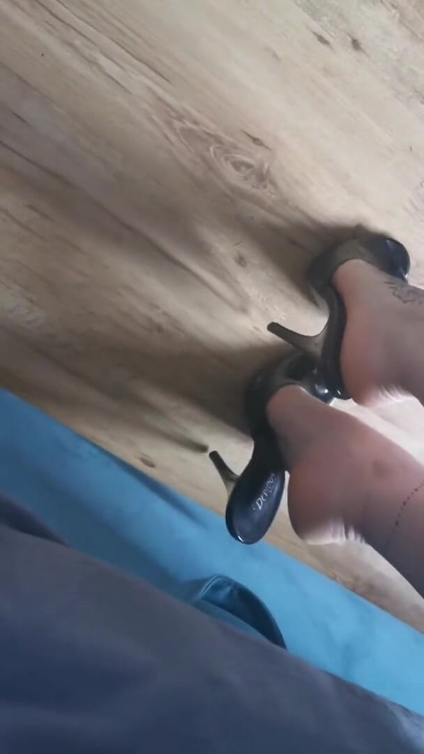 BadCat: Kaki dewi ellys