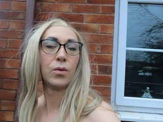 Themidnightminx: Chudy Trans z bardzo twardym kutasem
