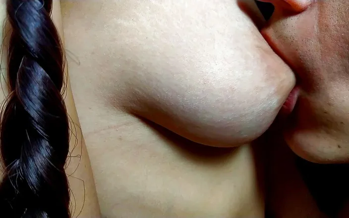 Nipple Stock: Šťavnaté sání bradavek