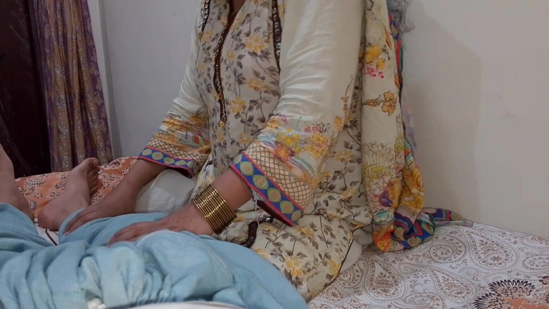 RedQueenRQ: Mooie Desi-dorpsdochter en schoonvader seksvideo