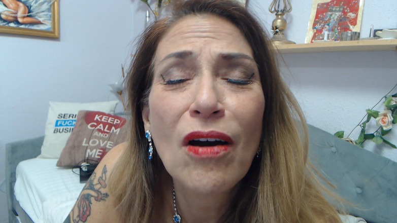 Melissa Johnson: JOI Face Close-up, as I Ride My Anal Dildo!