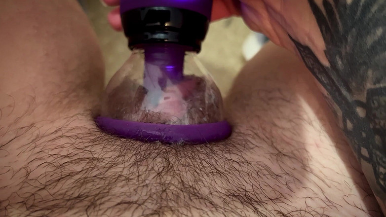 LolaLola: वैक्यूम मॉर्निंग हस्तमैथुन, क्रीम के साथ गीली चूत बाहर बह रही है, यह कितना अच्छा है