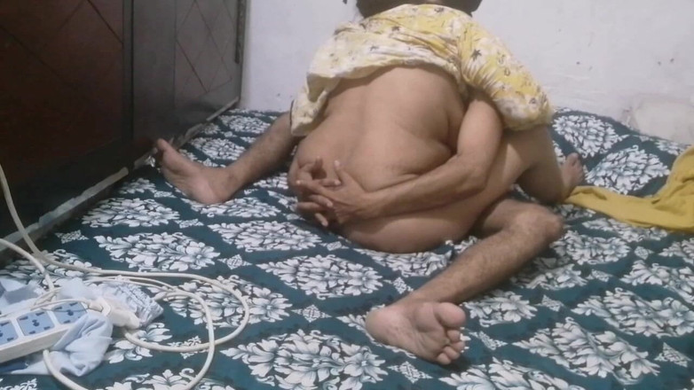 Abida pavreen: Sexe X, Le Pakistan Ullu et le Royaume-Uni est la...