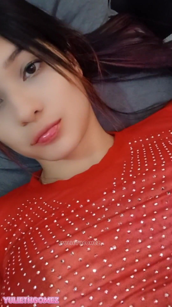 Yulieth Gomez: Наблюдаю за моей извращенной сводной сестрой, пока наши родители за городом
