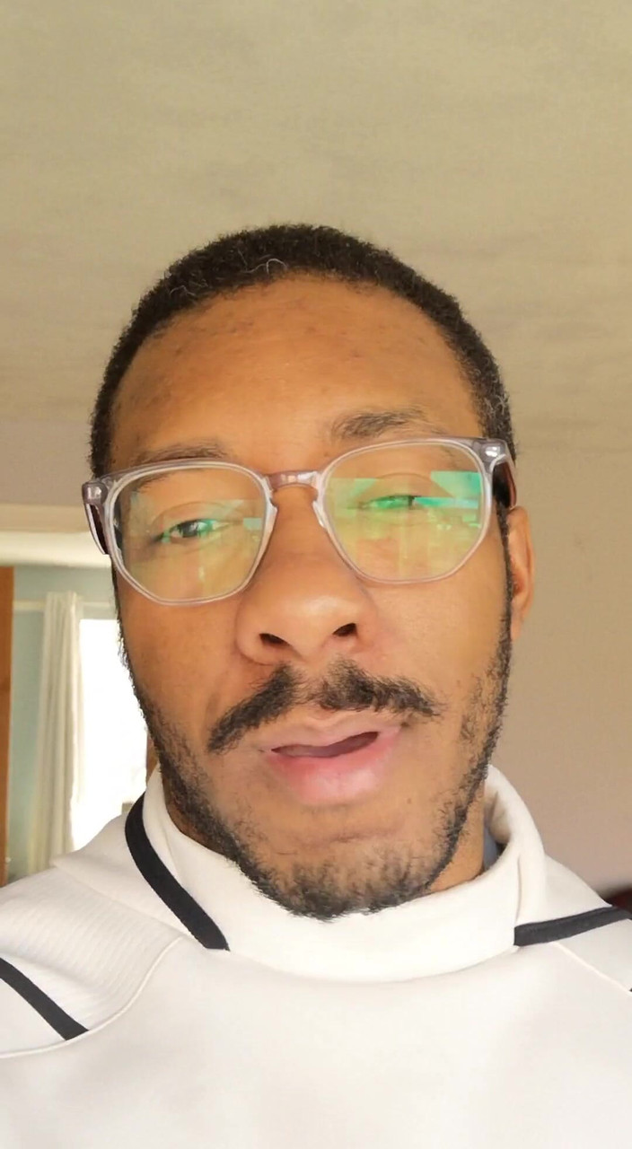 Amadeus: Cảm ơn các bạn đã hỗ trợ tiếp tục. Tôi cũng được làm...