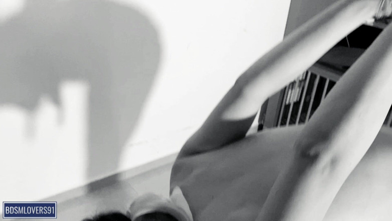 Bdsmlovers91: Raději drž se dole