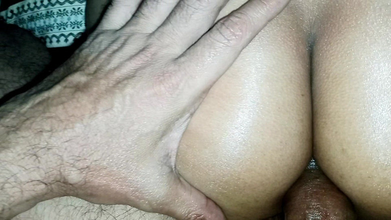 Netu: Anal sert, aptal üvey kız kardeş büyük götü için anal sert...
