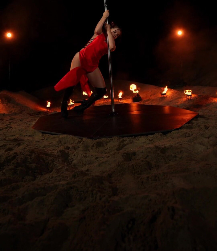 Renata Fox: Blaze in Hell, Witch!