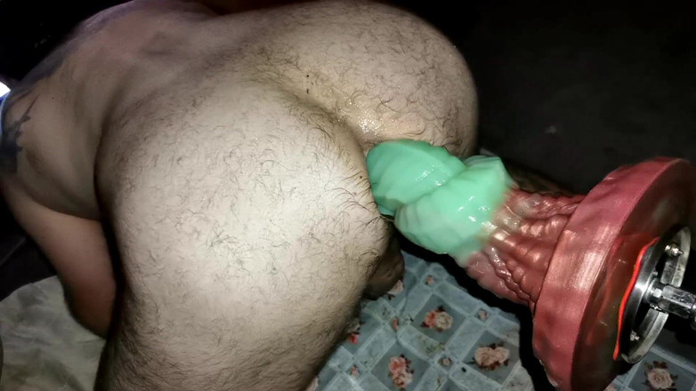 Fuck machine massaker: 新的假阳具Mandrake Xl肛交机器