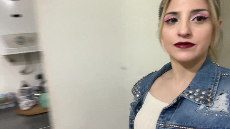 DivinaMaruuu: I'm Going to Find My Neighbor to Fuck My Ass...