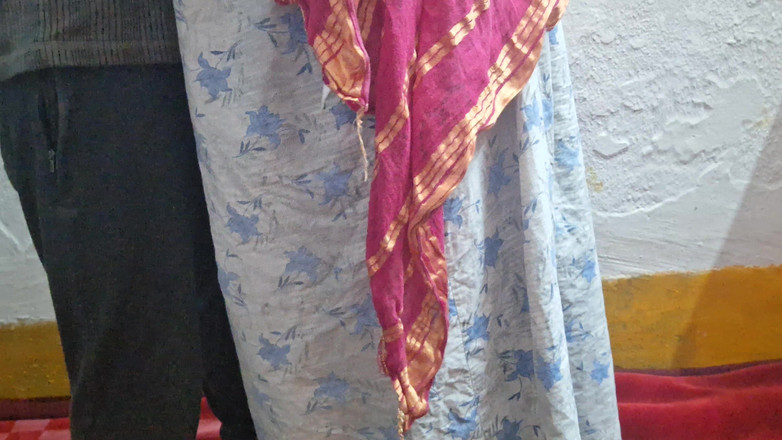 Busty Banuu: Zimmermädchen lutscht den schwanz meines ehemanns