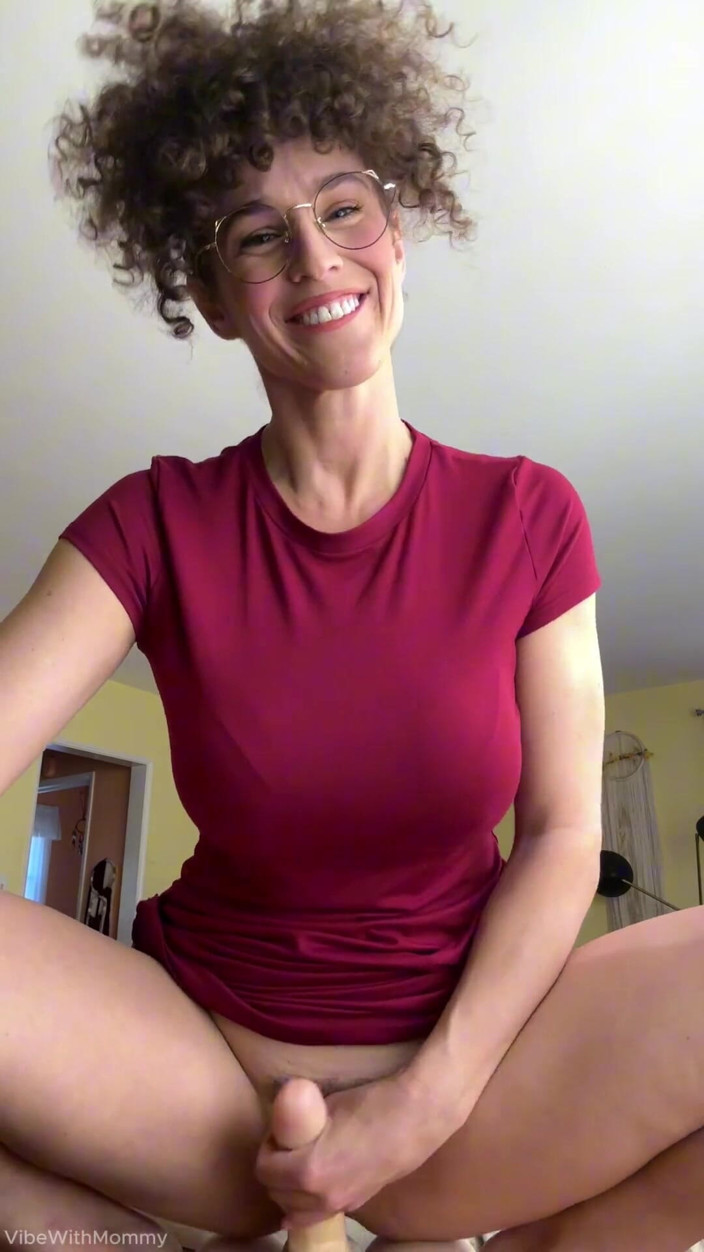 VibeWithMommy: Best Friends Stepmom Don't JOI