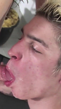 Exclusive video Bareback: Hot cumshot in the ass for this very horny handsome boy